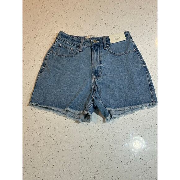 Hollister Denim - HOLLISTER NWT 90S SHORT ULTRA HIGH RISE WOMENS SIZE 0